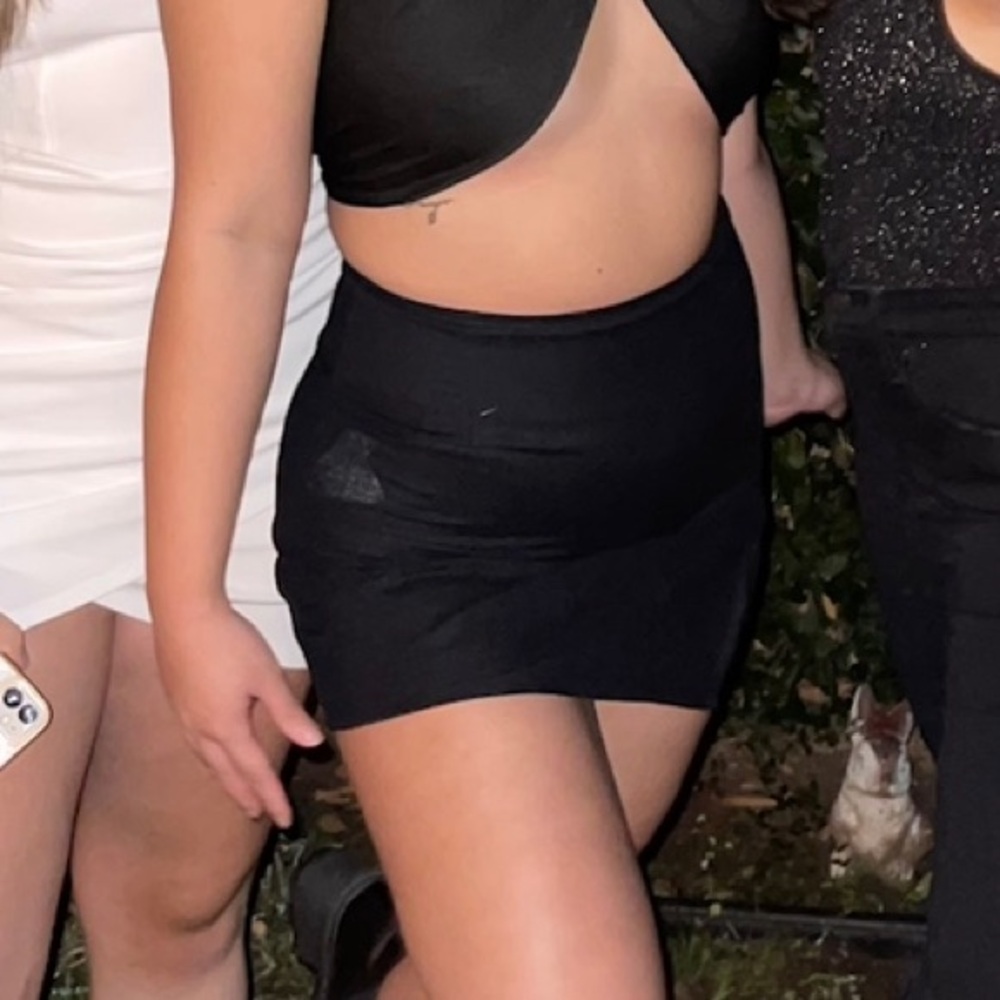Motel rocks high waisted black mini skirt - Picture 3 of 6